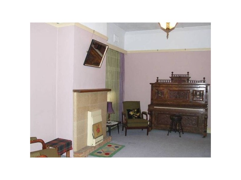 25 Seymour Parade, Belfield NSW 2191