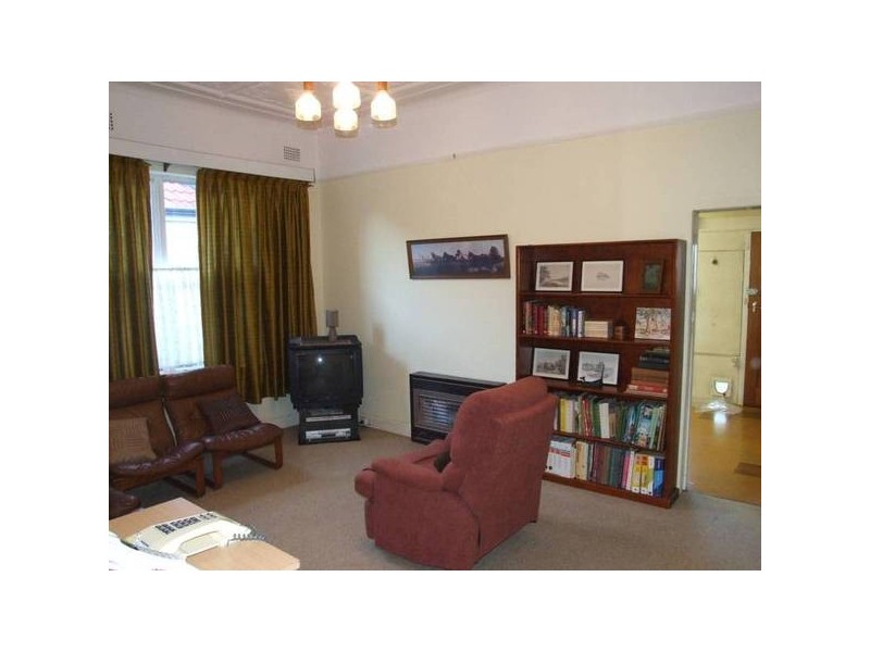32 Howard Street, Canterbury NSW 2193