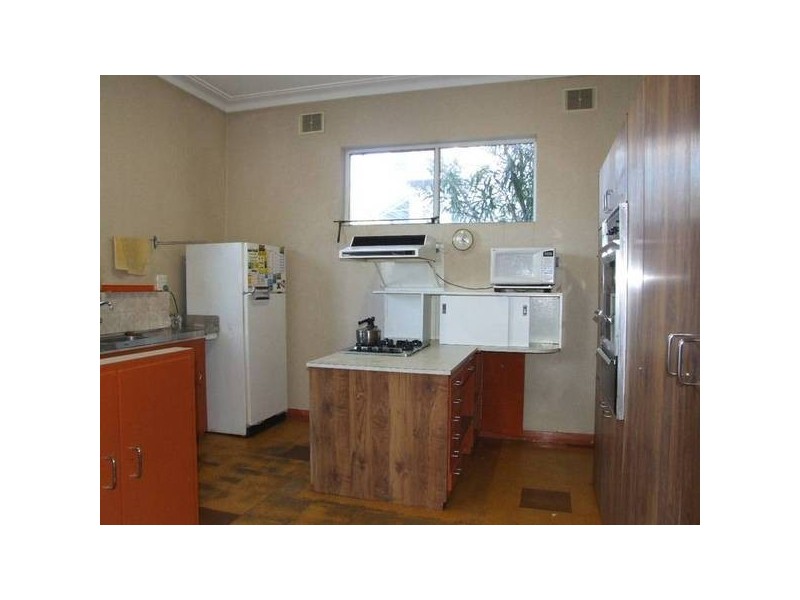 32 Howard Street, Canterbury NSW 2193