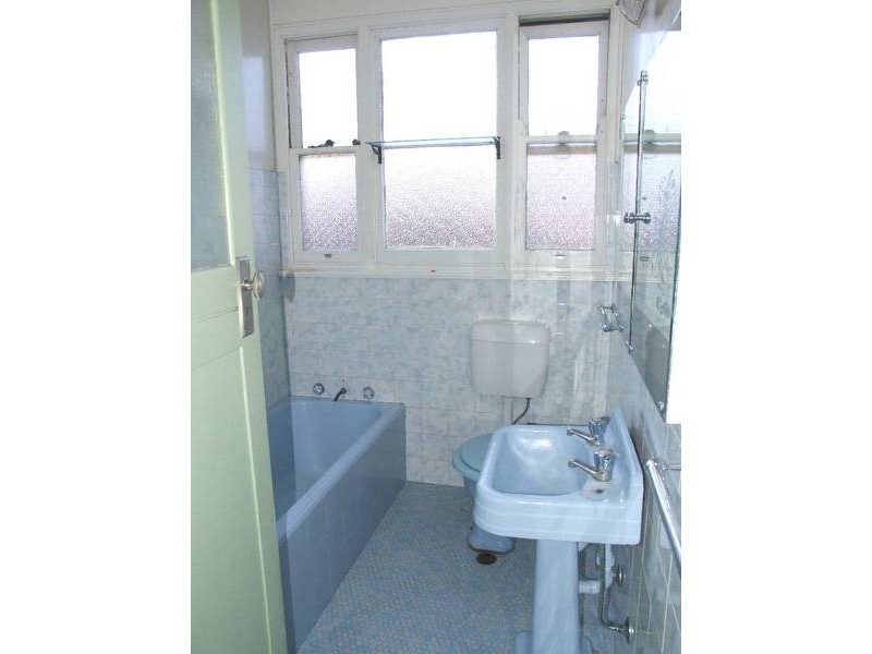 18 Kennedy Avenue, Belmore NSW 2192