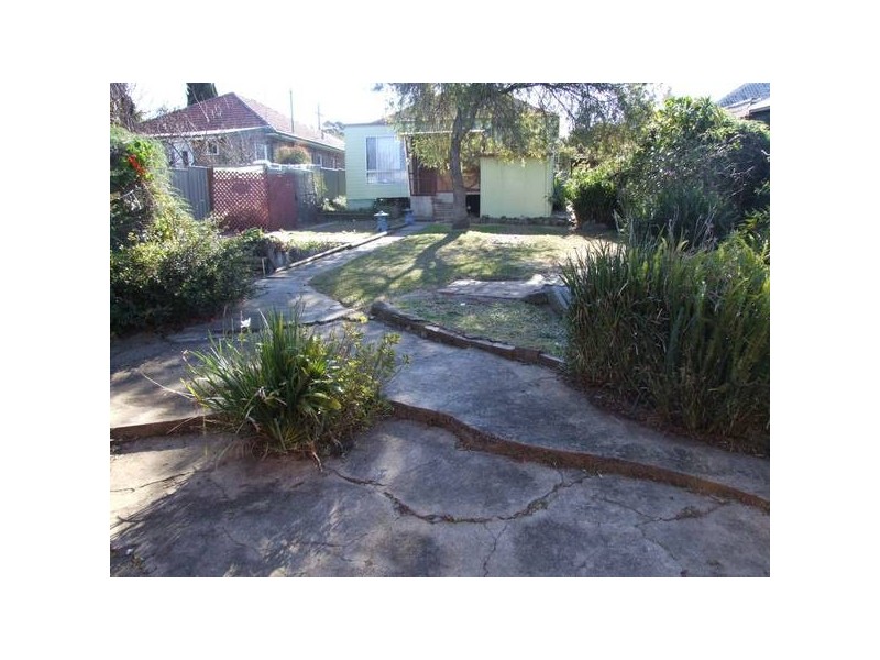 18 Kennedy Avenue, Belmore NSW 2192