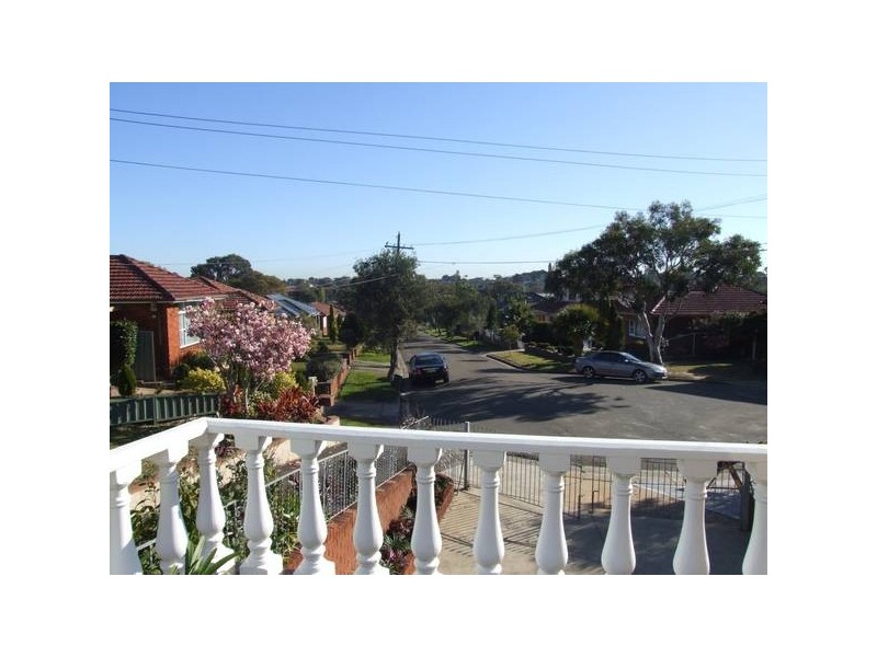 34 Eleanor Avenue, Belmore NSW 2192