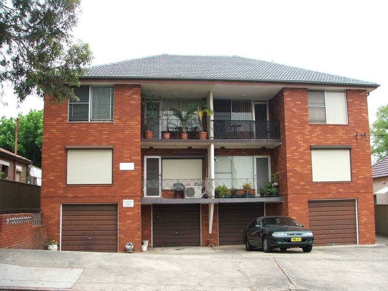 10/49 Dennis Street, Lakemba NSW 2195