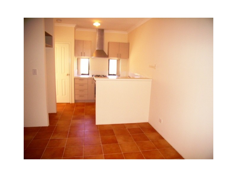 64C Fieldgate Square, Balga WA 6061