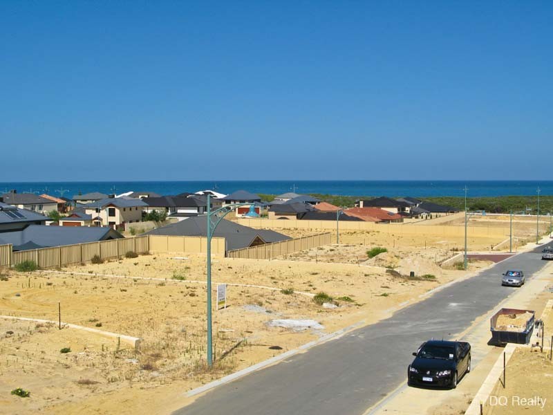 6 St Lucia Road, Iluka WA 6028