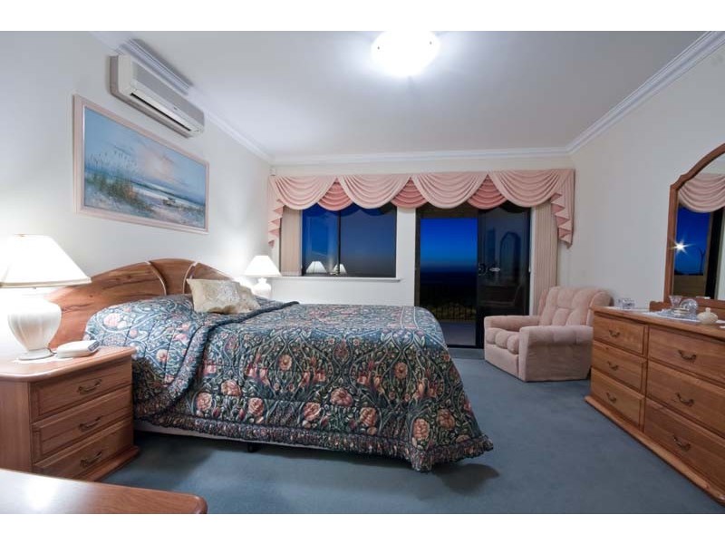 14 Dinghy Place, Ocean Reef WA 6027