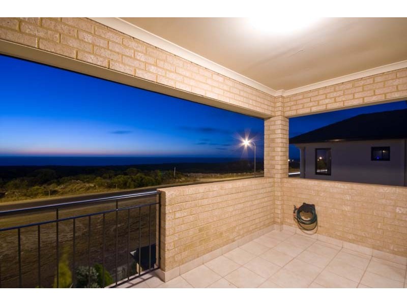 14 Dinghy Place, Ocean Reef WA 6027