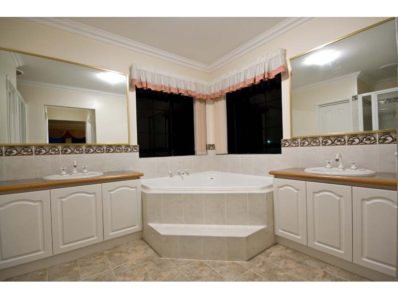 14 Dinghy Place, Ocean Reef WA 6027