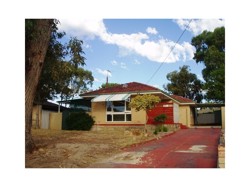 18 Winterton Way, Girrawheen WA 6064