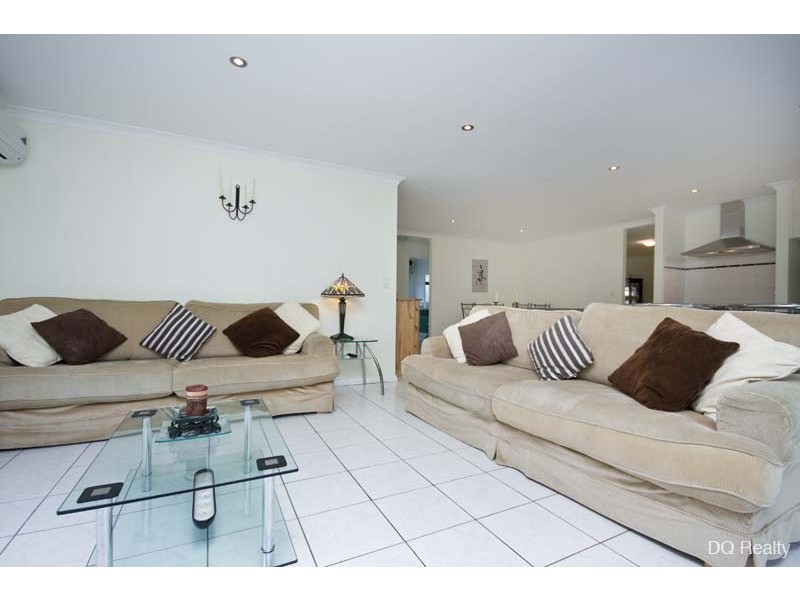 4 Clovelly Mews, Mindarie WA 6030