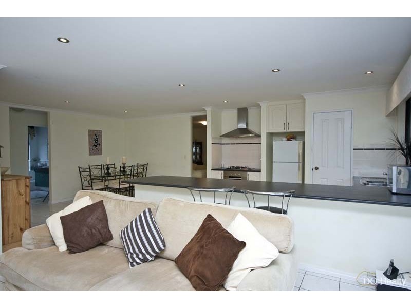 4 Clovelly Mews, Mindarie WA 6030