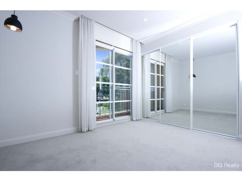 2/20 Royal Street, East Perth WA 6004