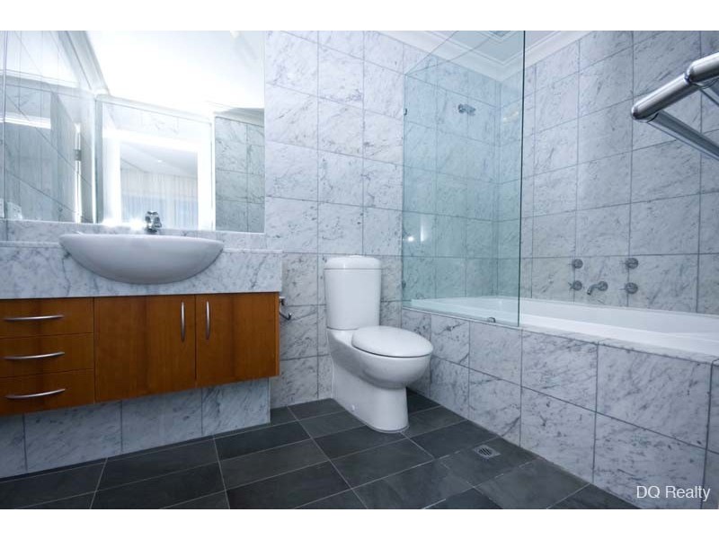 2/20 Royal Street, East Perth WA 6004