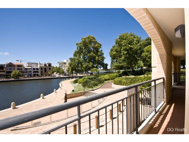 2/20 Royal Street, East Perth WA 6004