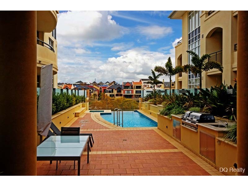 2/20 Royal Street, East Perth WA 6004