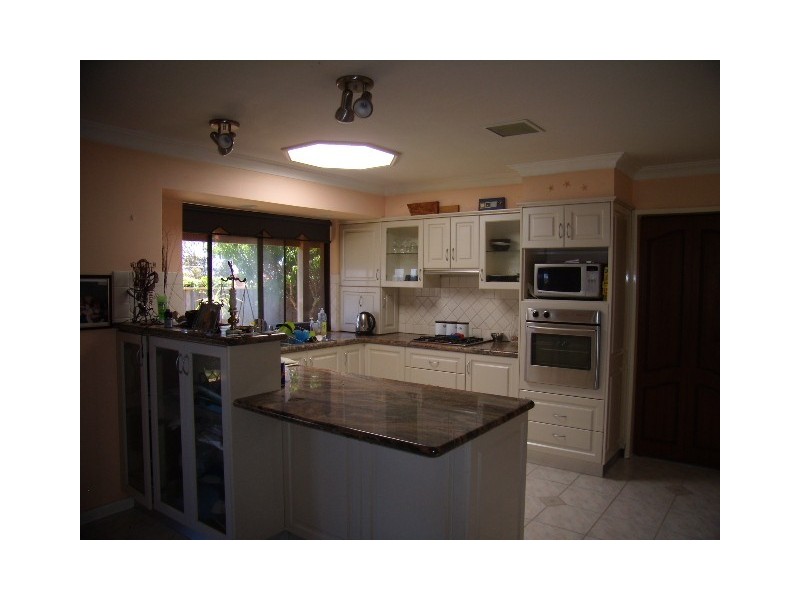 8 Volute Place, Mullaloo WA 6027