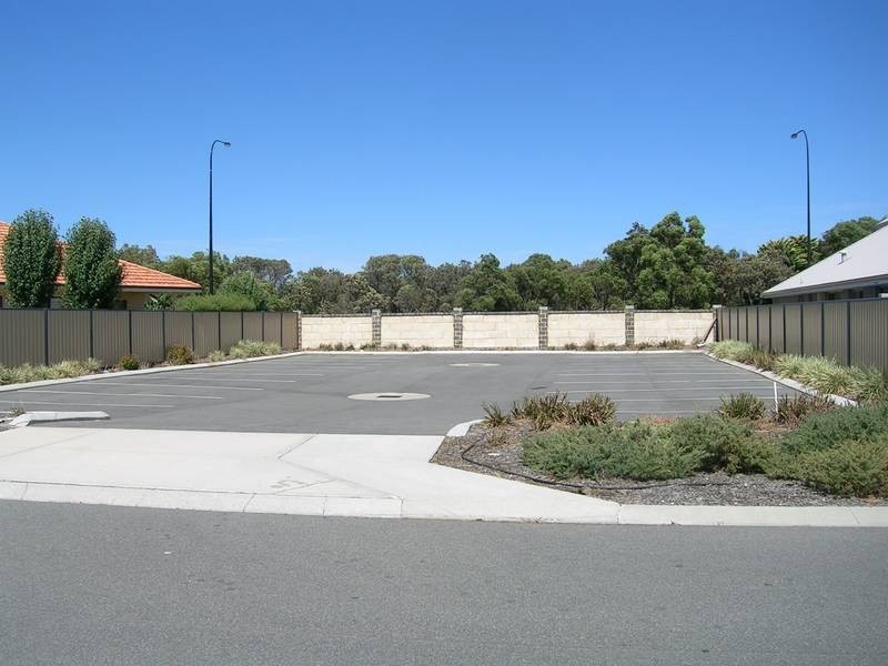4 Grallina Way, Tapping WA 6065