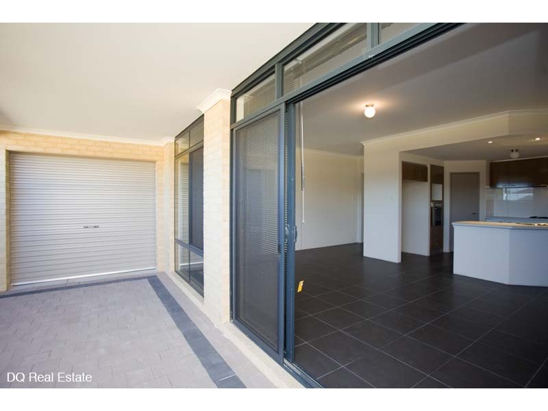 12 Redrobin Link, Tapping WA 6065