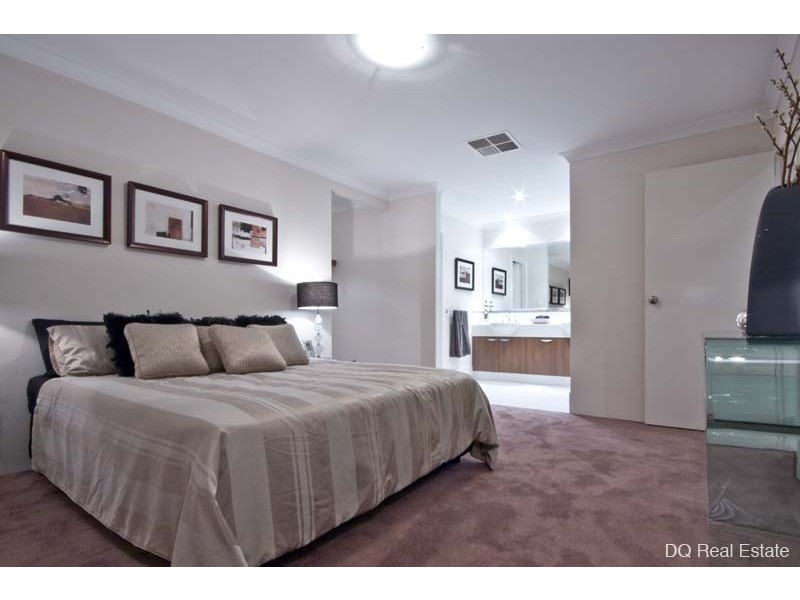 18 Tibicen Road, Tapping WA 6065