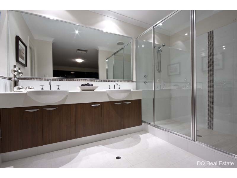 18 Tibicen Road, Tapping WA 6065