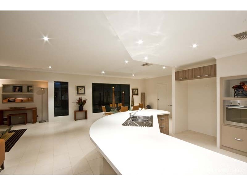 18 Tibicen Road, Tapping WA 6065