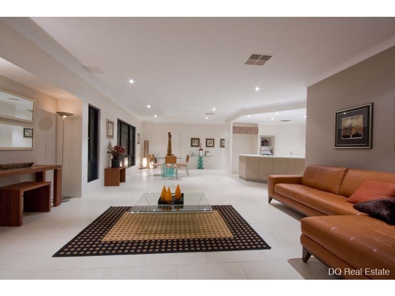 18 Tibicen Road, Tapping WA 6065