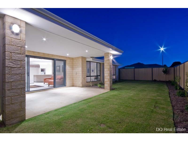 18 Tibicen Road, Tapping WA 6065