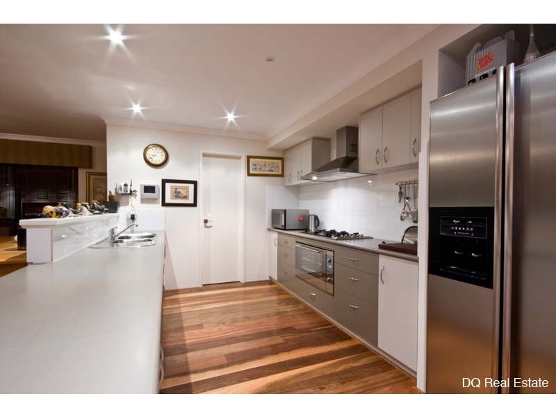 16 Scarfo Approach, Tapping WA 6065