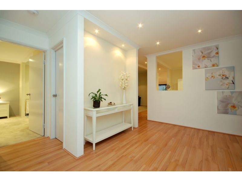 15 Vinciullo Way, Sinagra WA 6065