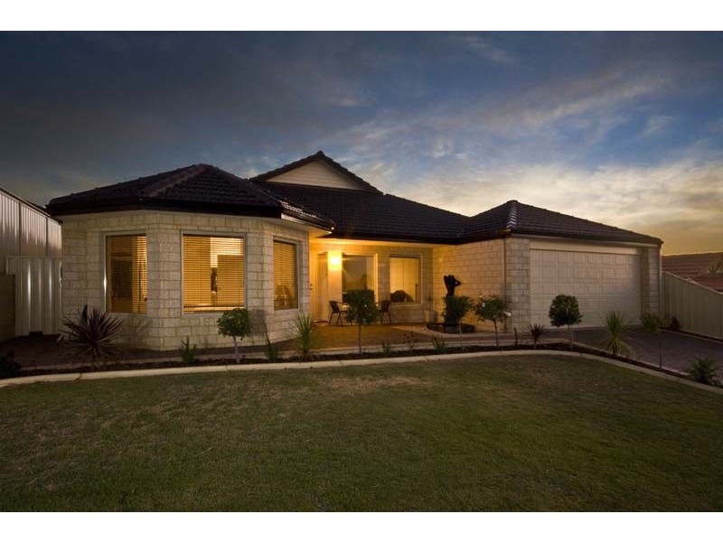 16 Castroreale Boulevard, Sinagra WA 6065