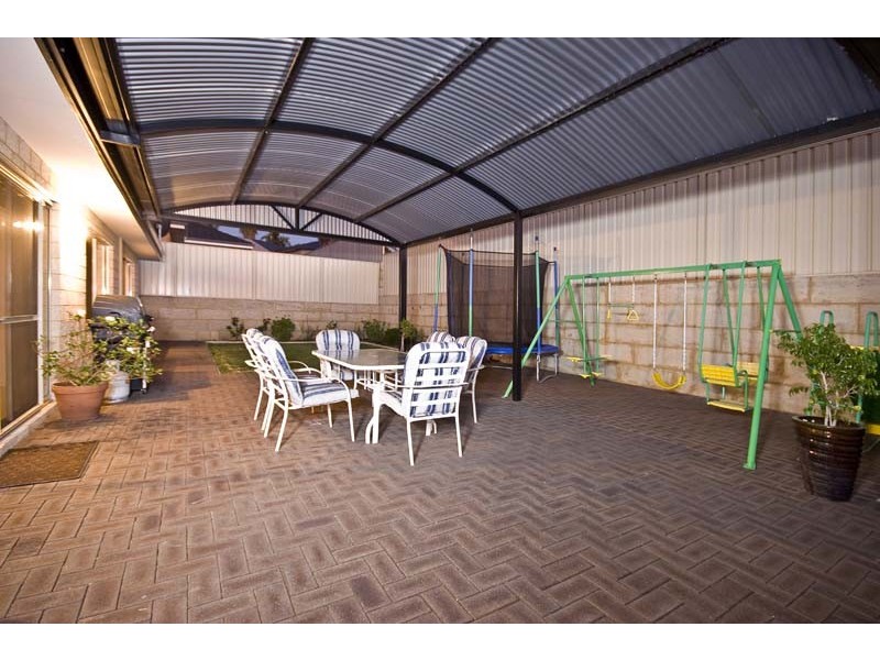 16 Castroreale Boulevard, Sinagra WA 6065