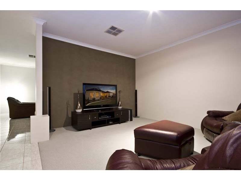 16 Castroreale Boulevard, Sinagra WA 6065