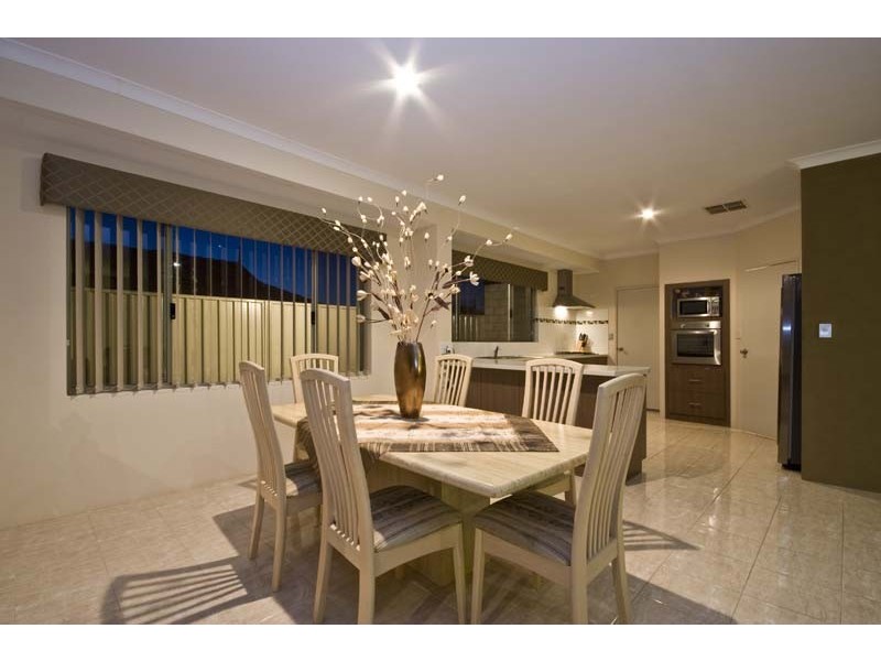 16 Castroreale Boulevard, Sinagra WA 6065