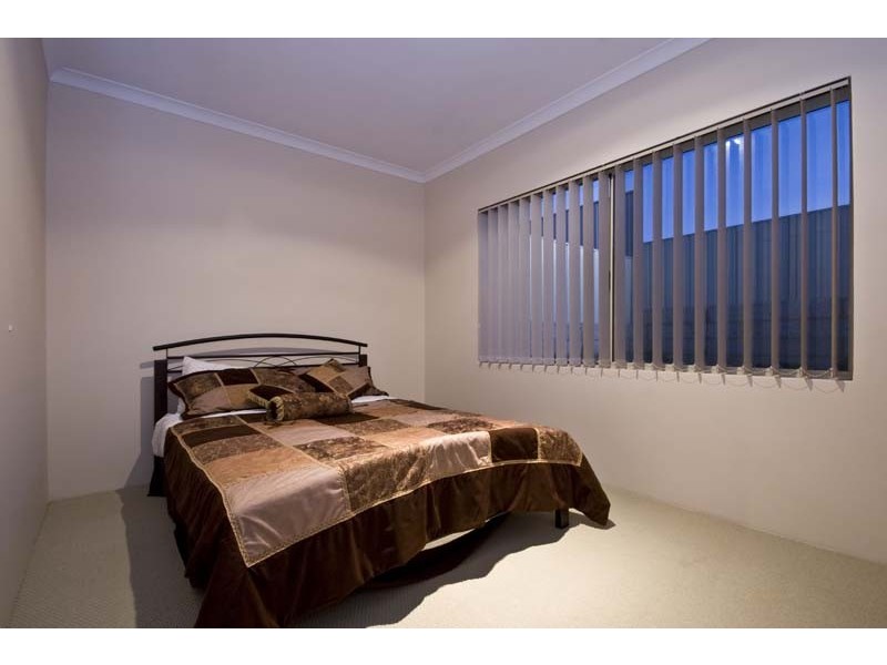 16 Castroreale Boulevard, Sinagra WA 6065