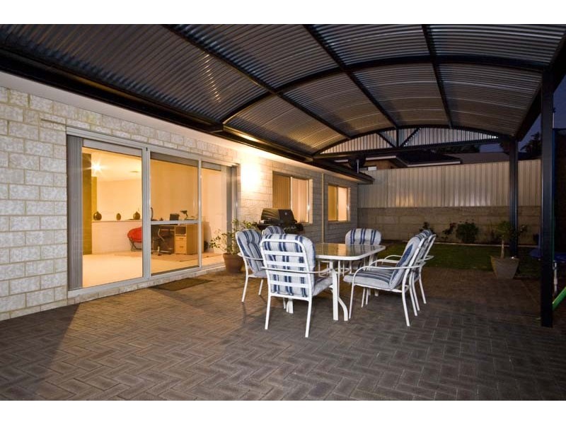 16 Castroreale Boulevard, Sinagra WA 6065