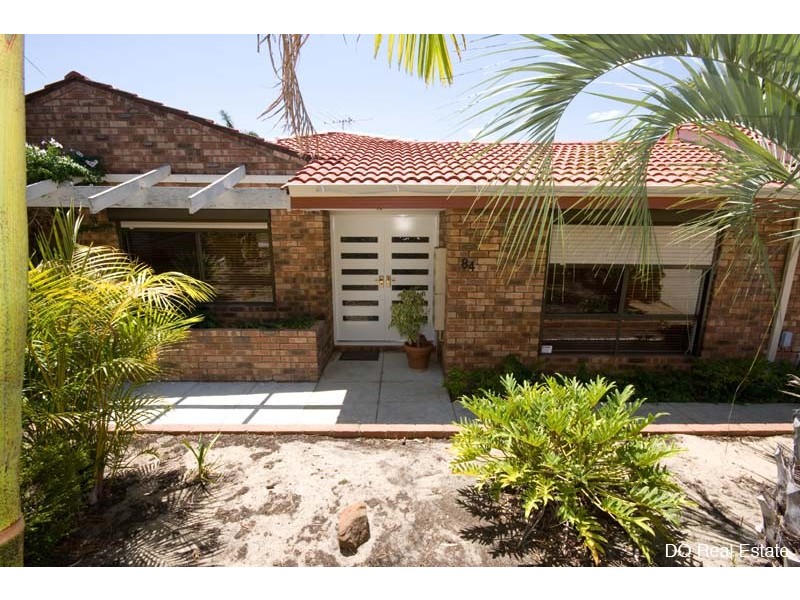 84 The Crest, Woodvale WA 6026