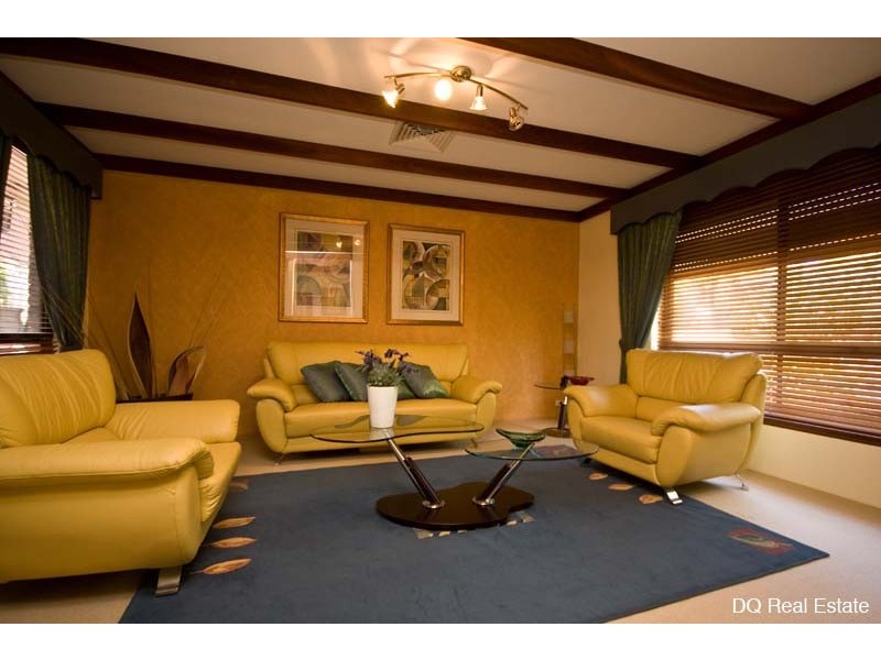 84 The Crest, Woodvale WA 6026