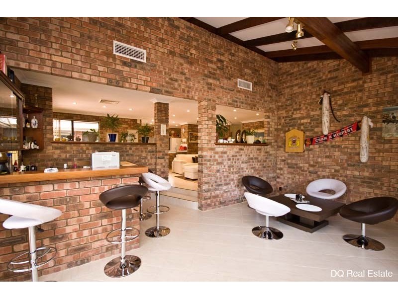 84 The Crest, Woodvale WA 6026