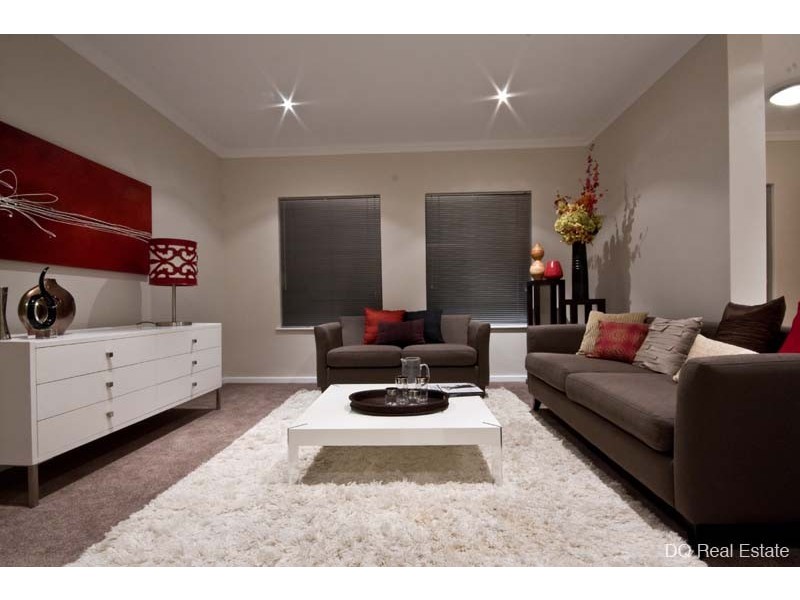 35 Beckett Circuit, Darch WA 6065