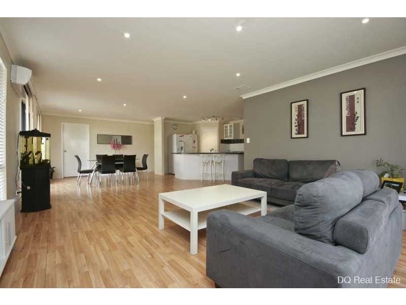 18 Vinciullo Way, Sinagra WA 6065