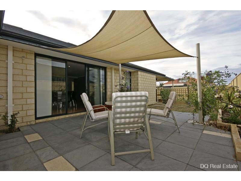 18 Vinciullo Way, Sinagra WA 6065