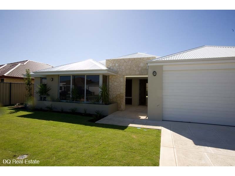 19 Tibicen Road, Tapping WA 6065