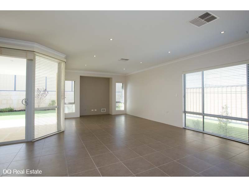 19 Tibicen Road, Tapping WA 6065