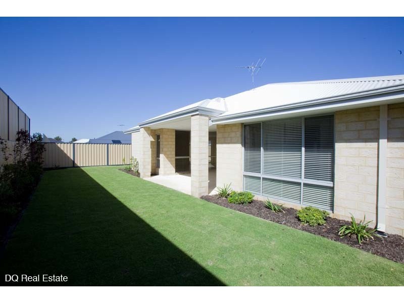 19 Tibicen Road, Tapping WA 6065