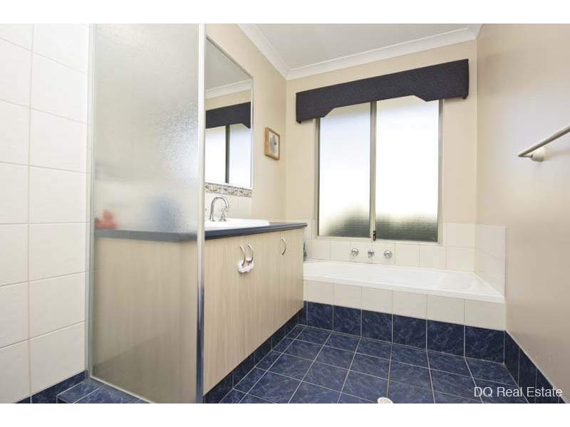 5 Tama Way, Pearsall WA 6065