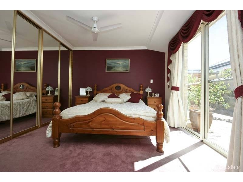 5 Tama Way, Pearsall WA 6065