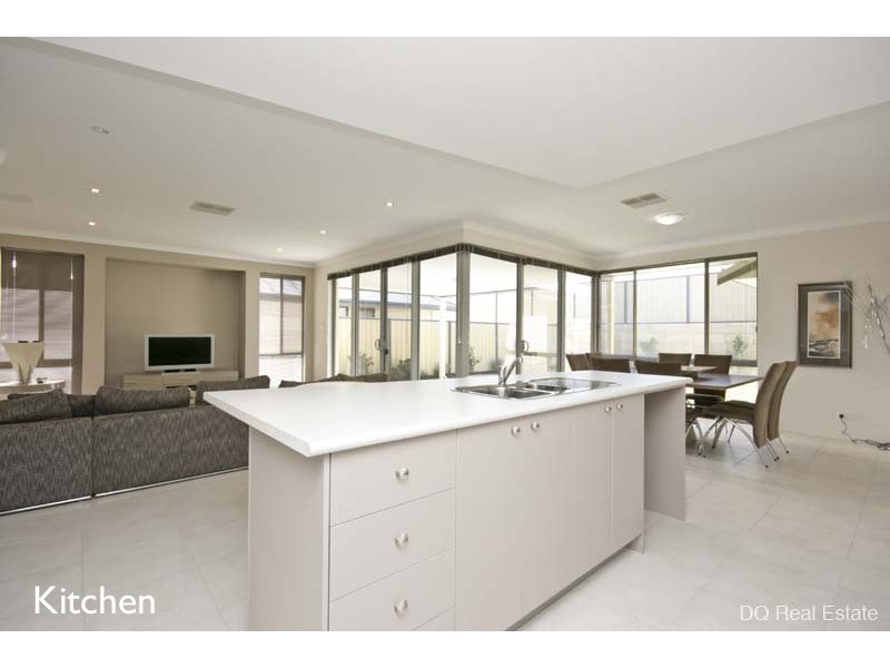 25 Tibicen Road, Tapping WA 6065