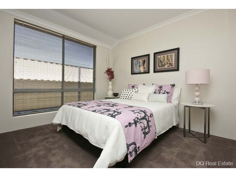 25 Tibicen Road, Tapping WA 6065