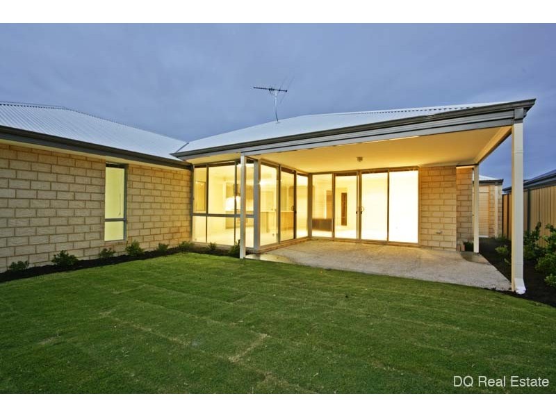 25 Tibicen Road, Tapping WA 6065