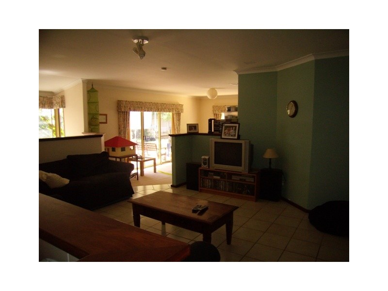 39 Chichester Drive, Woodvale WA 6026